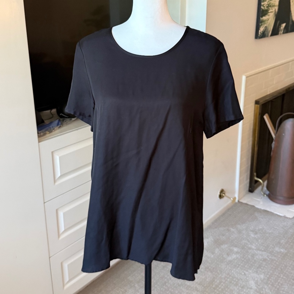 Cuyana Black Cupro Tencel Short Sleeve Blouse Made in USA Luxe Top (Size S)